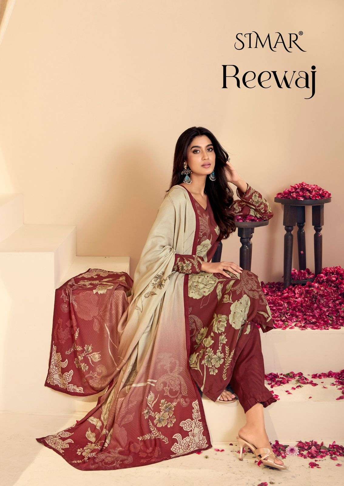 Glossy Simar Reewaj