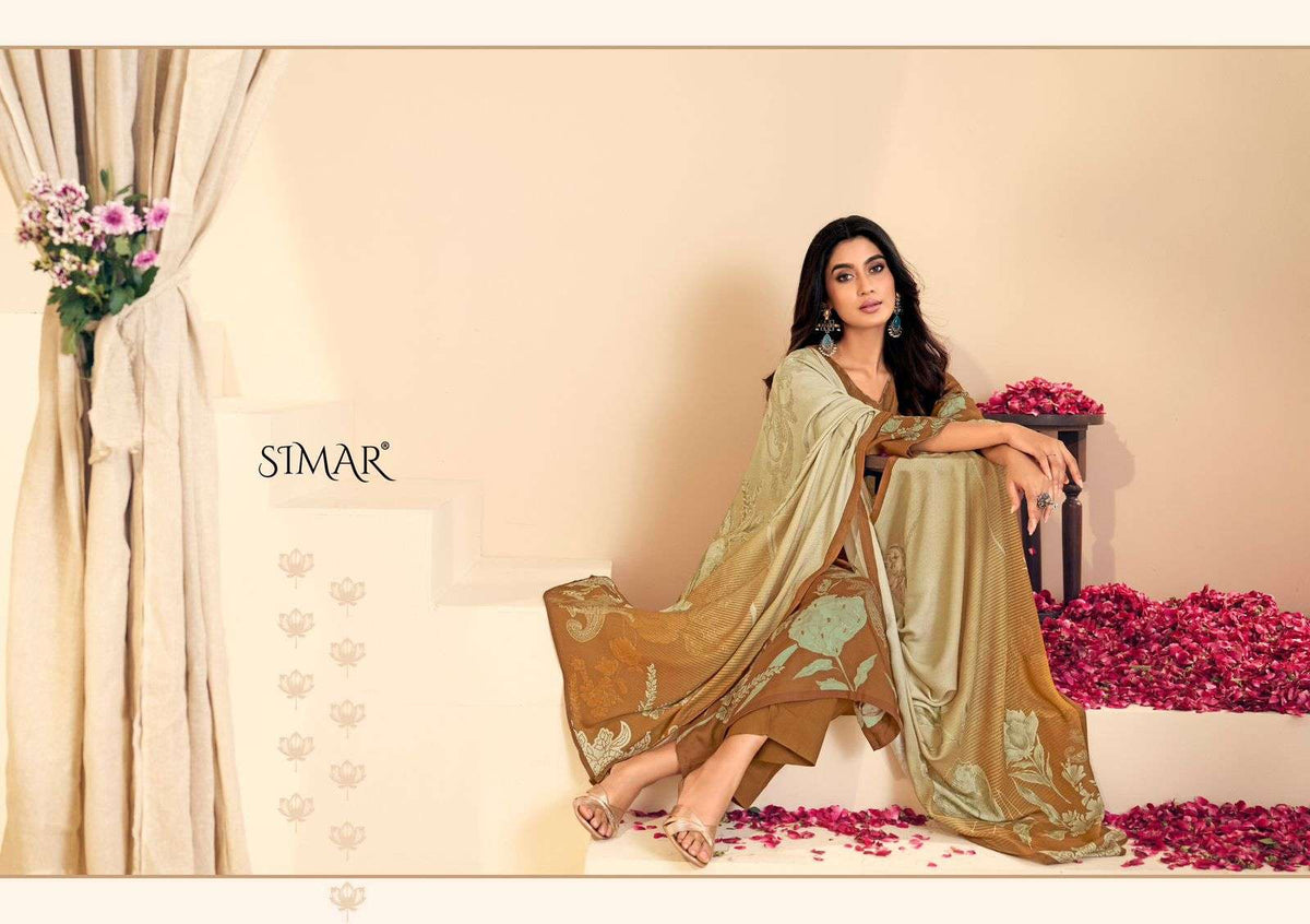 Glossy Simar Reewaj