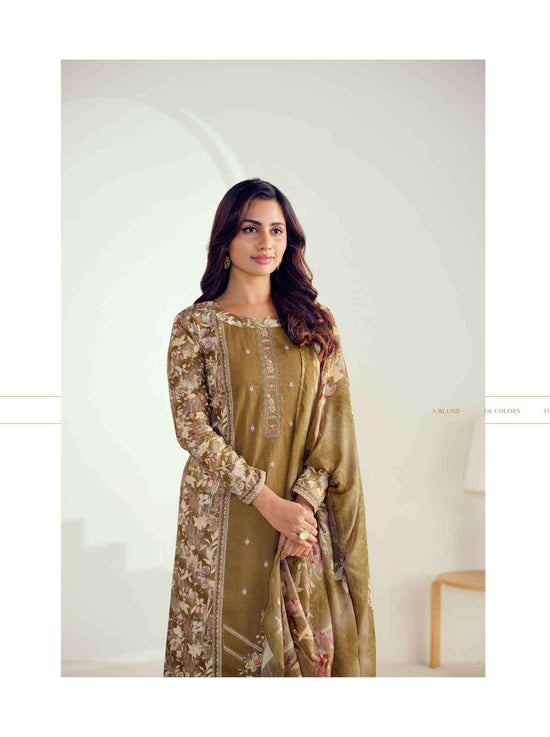Glossy Simar Medha Dress Material Wholesale Catalogue - Amrah Wholesale