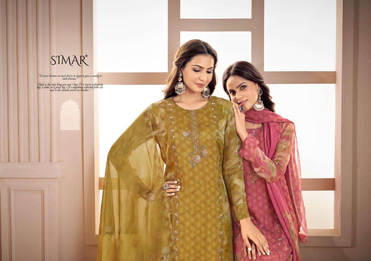 Glossy Simar Riha