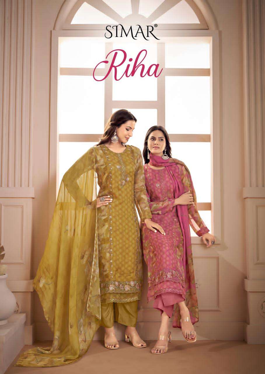 Glossy Simar Riha