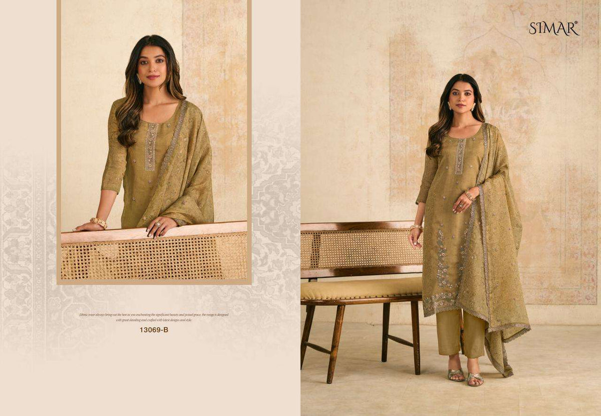 Glossy Simar Siraa