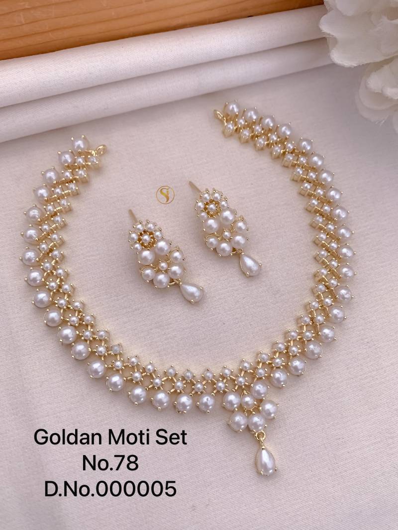 Golden Moti Set 1