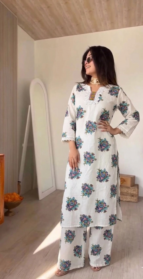 Amrah Wholesale Greeva 01 Cotton Printed Kurti Pant Set