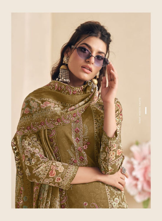 Hermitage Hermitage Zaira Vol 2 Giza Pk Dress Material