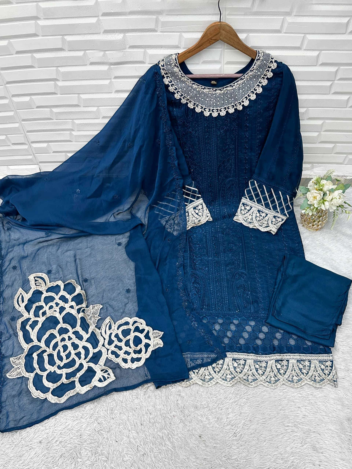 Hessa 2088 Chiffon Embroidered Pakistani Suit Set