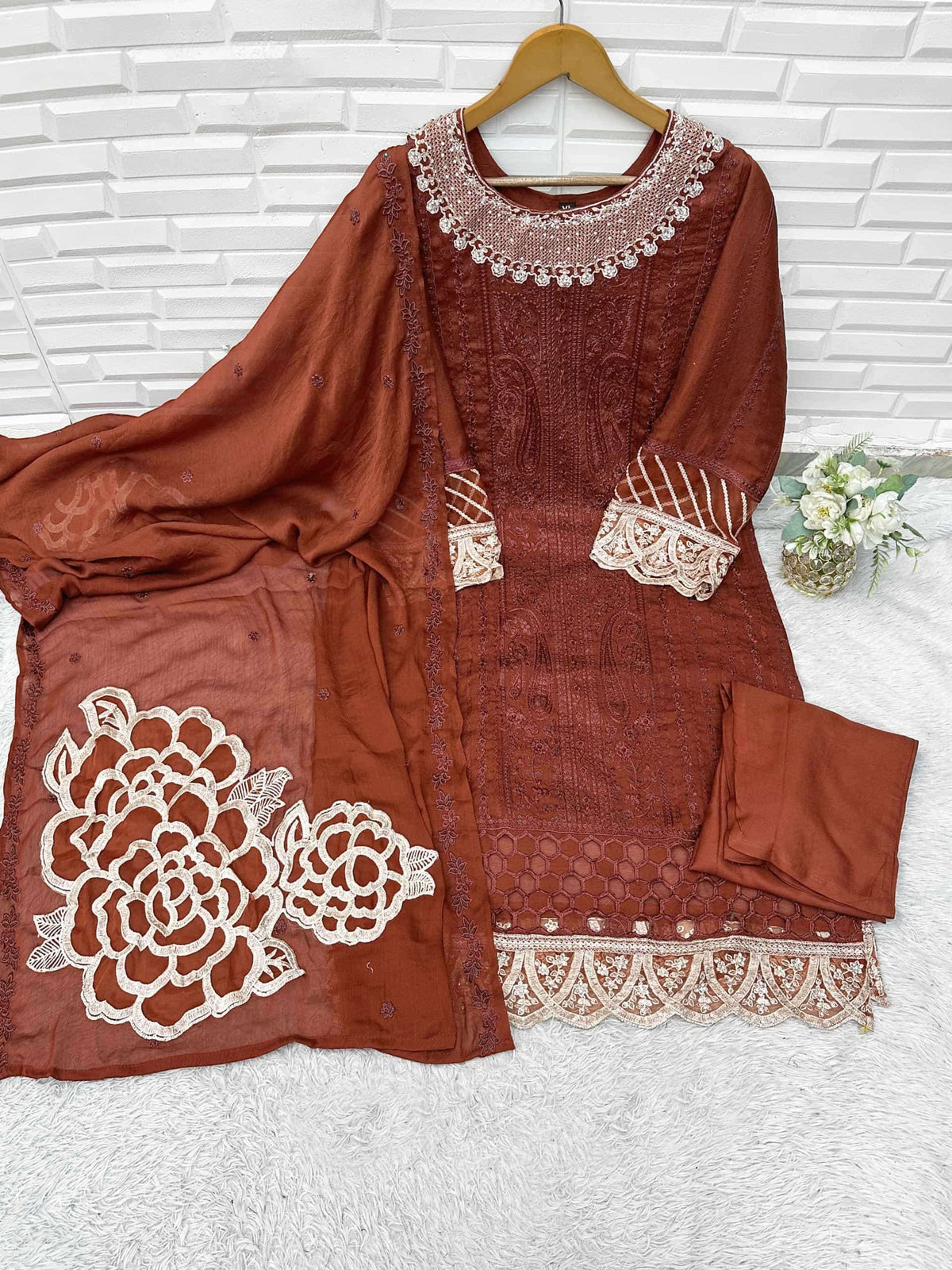 Hessa 2088 Chiffon Embroidered Pakistani Suit Set