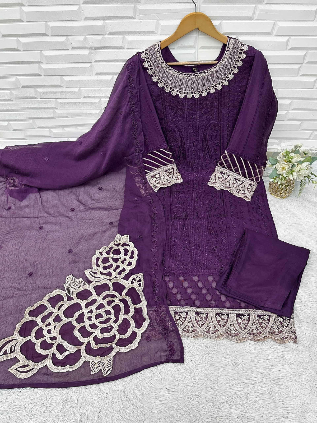 Hessa 2088 Chiffon Embroidered Pakistani Suit Set