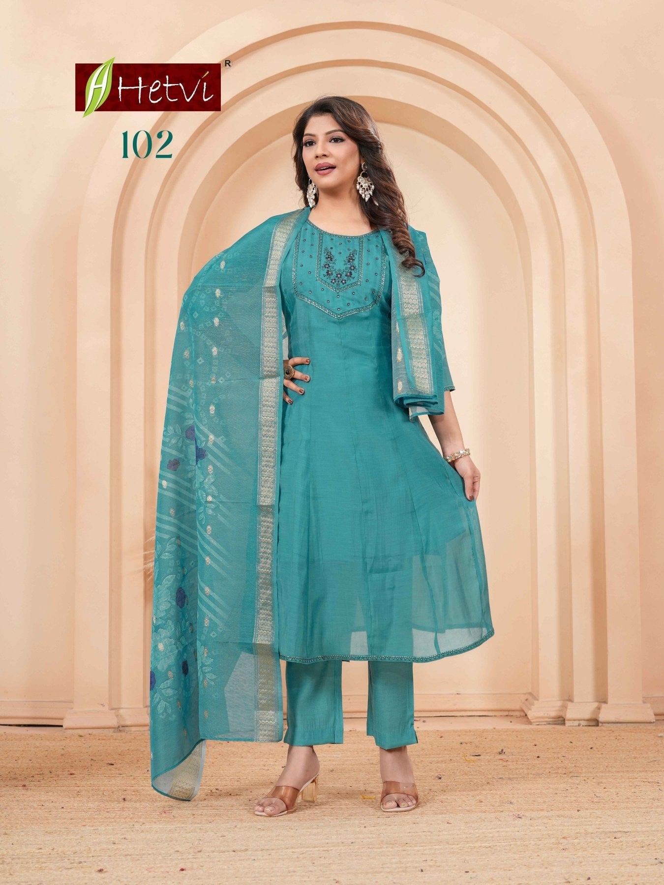 Hetvi Raylee Mal Chanderi Embroidered Kurti Pant Dupatta Set - Amrah Wholesale