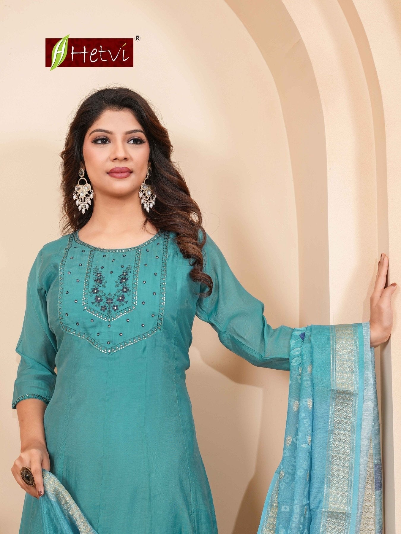 Hetvi Raylee Mal Chanderi Embroidered Kurti Pant Dupatta Set - Amrah Wholesale
