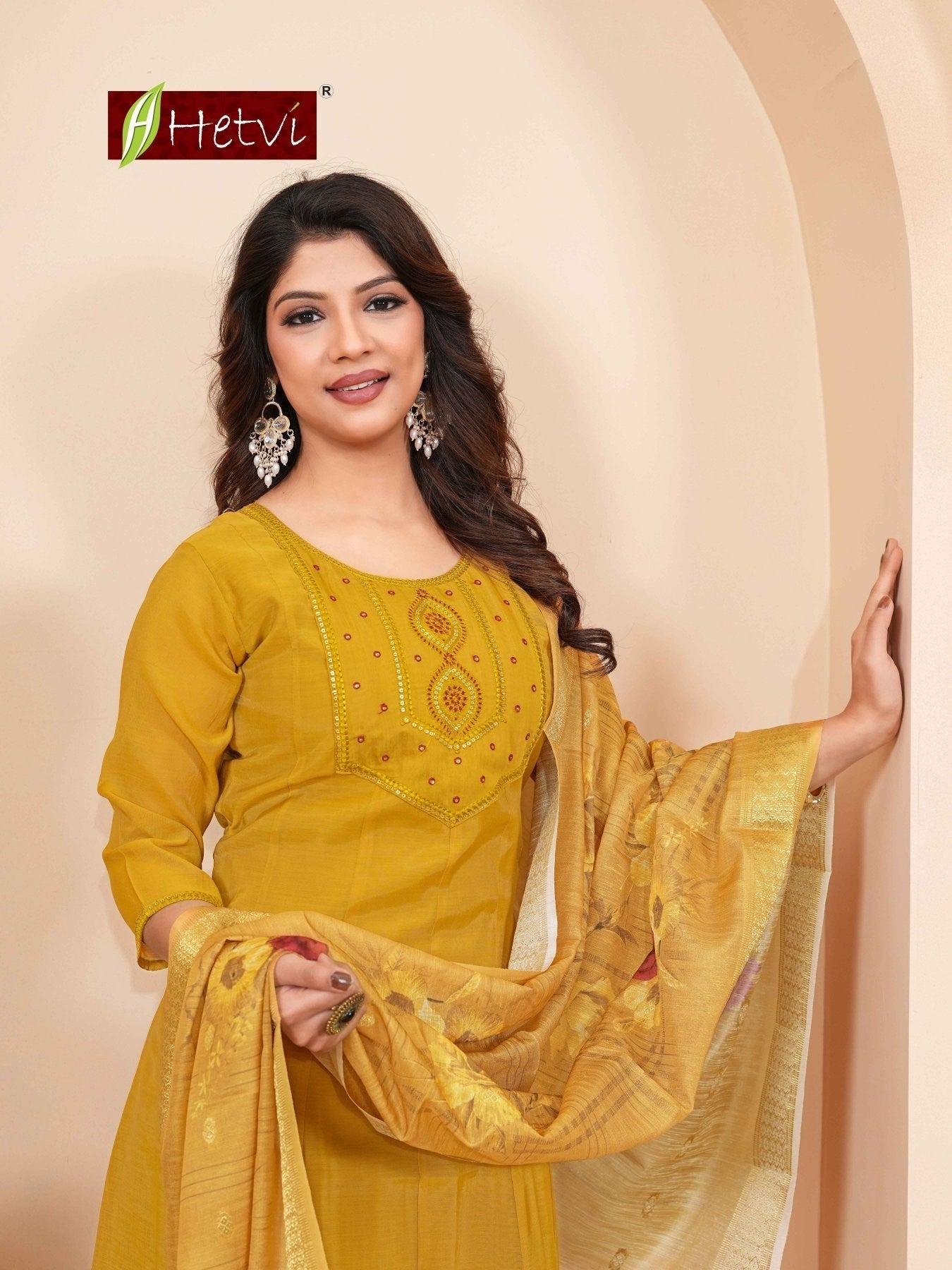 Hetvi Raylee Mal Chanderi Embroidered Kurti Pant Dupatta Set - Amrah Wholesale
