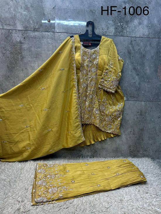 Hoor Tex HF-1006 Crush Embroidered Ready To Wear Pakistani Suit Set