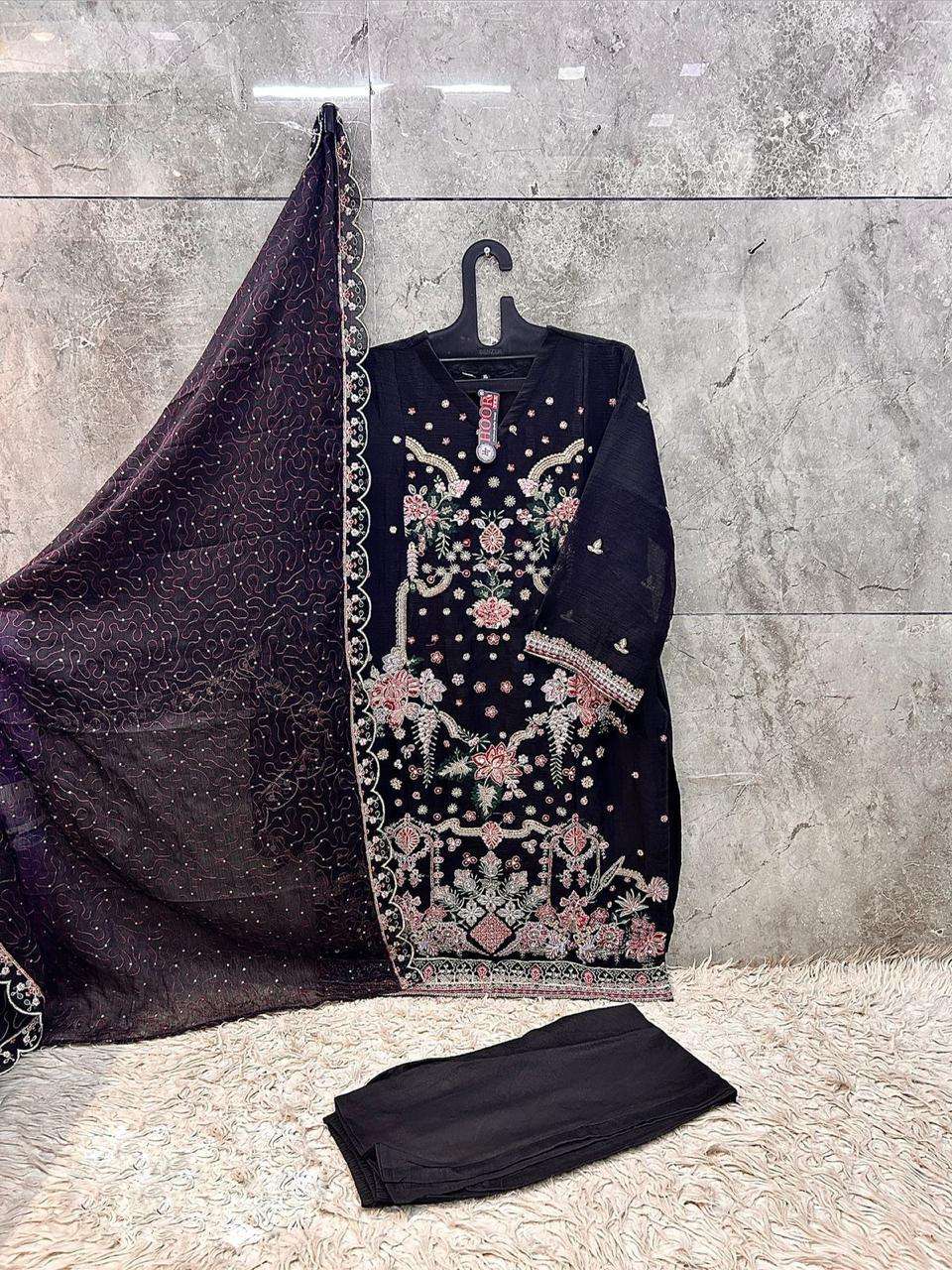 Hoor Tex HF-636 Chiffon Embroidered Pakistani Suit Set - Amrah Wholesale