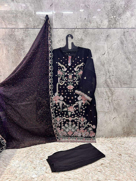 Hoor Tex HF-636 Chiffon Embroidered Pakistani Suit Set - Amrah Wholesale