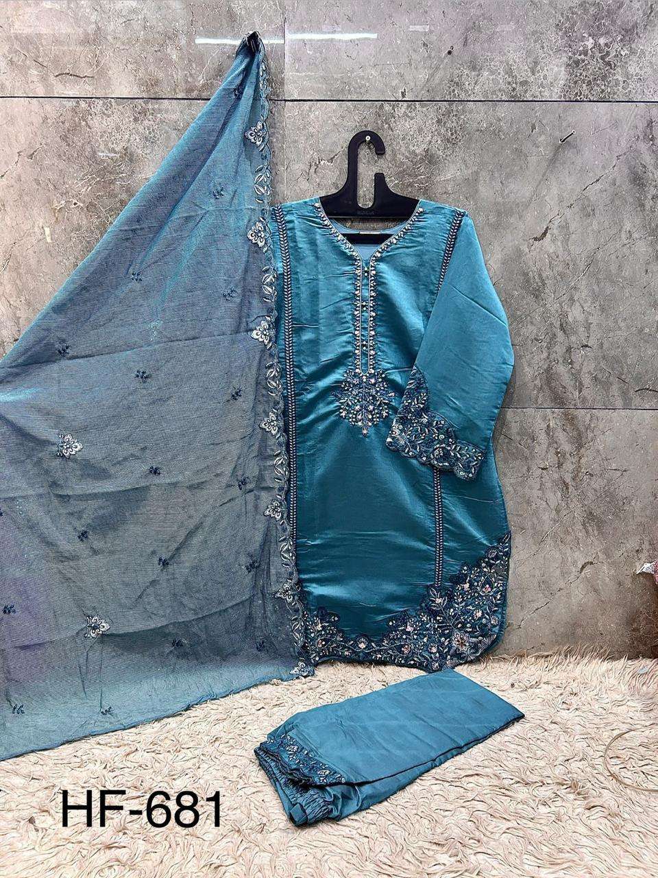 Hoor Tex HF-681 Viscose Embroidered Pakistani Suit Set