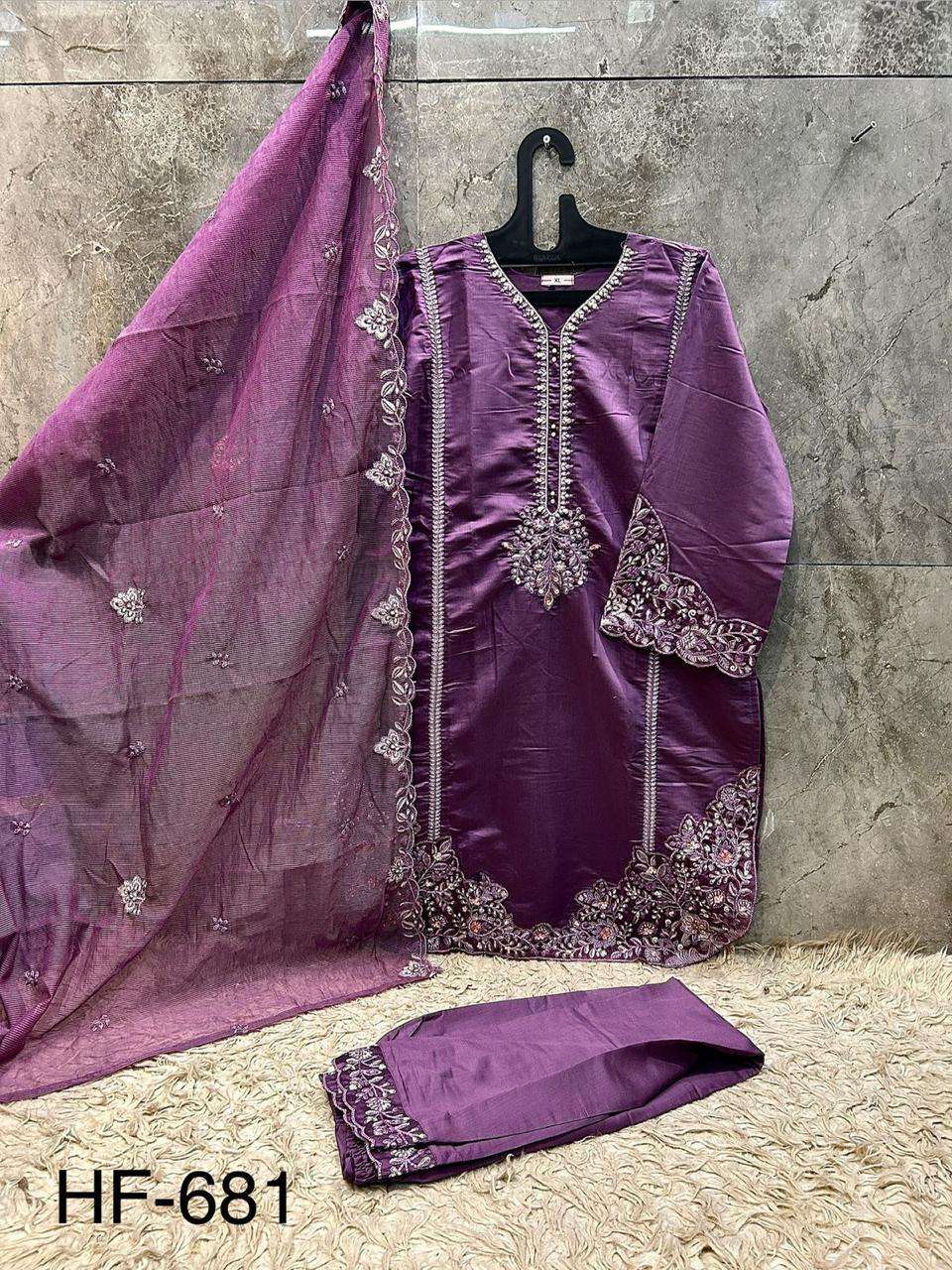 Hoor Tex HF-681 Viscose Embroidered Pakistani Suit Set