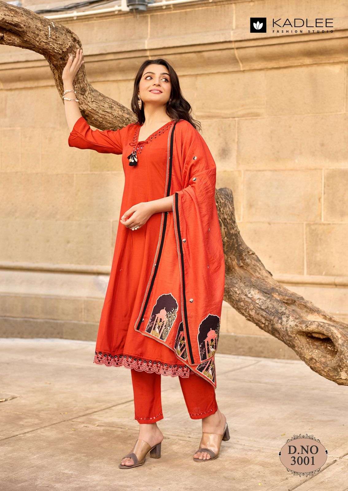 KADLEE SAIRAA Muslin Embroidered Salwar Suit Set