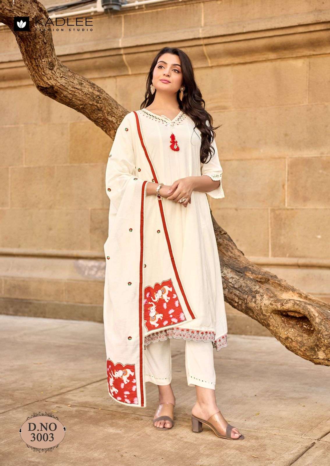 KADLEE SAIRAA Muslin Embroidered Salwar Suit Set