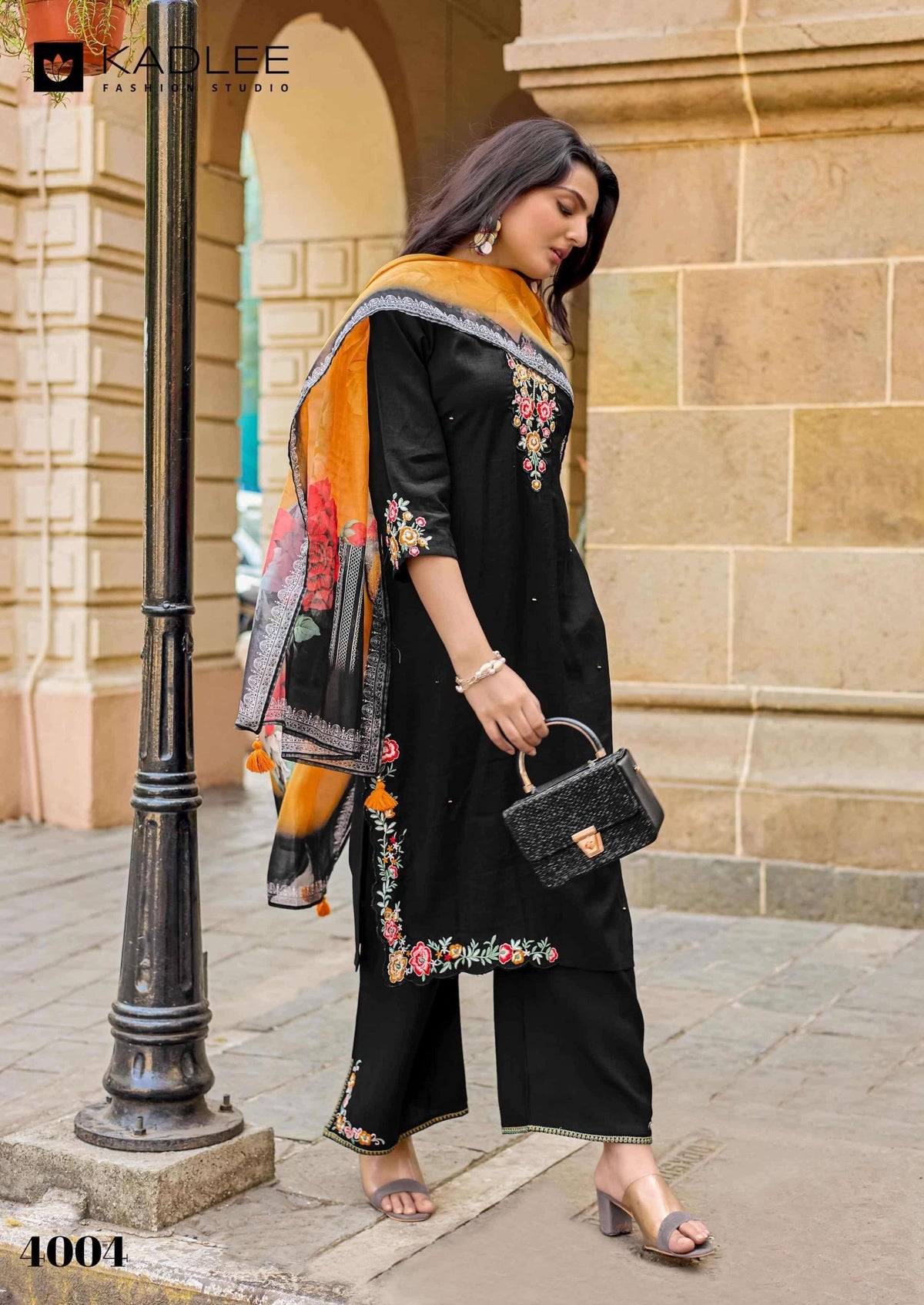 Kadlee Vaari - Amrah Wholesale