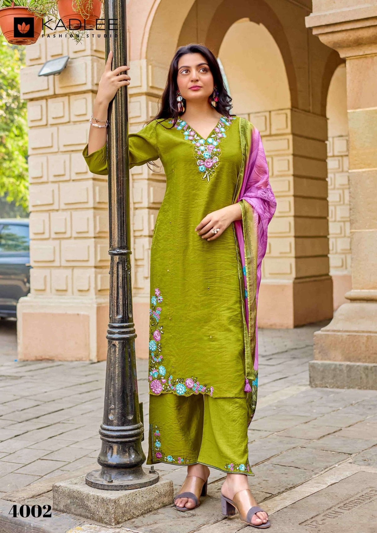 Kadlee Vaari - Amrah Wholesale