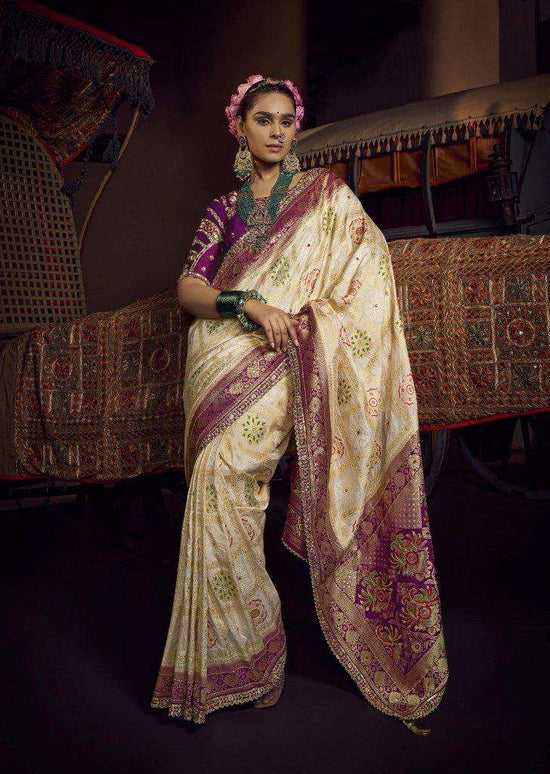 Kira Kimayra Viscose Dola Printed Saree