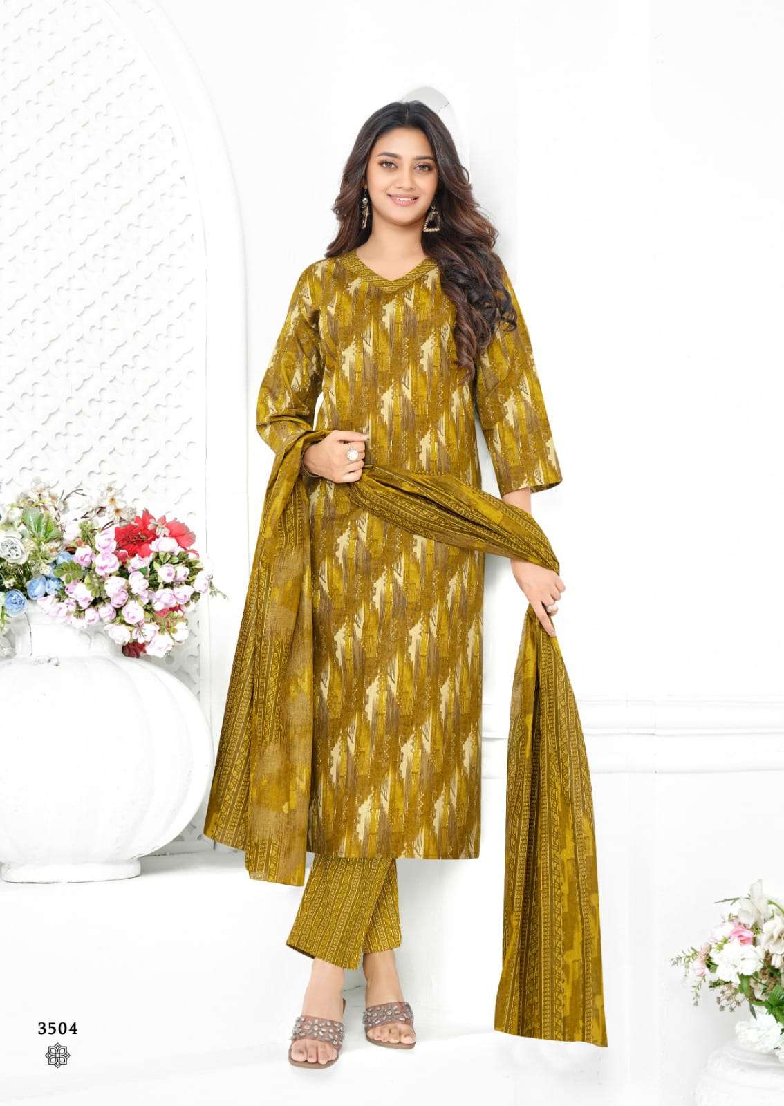 Kundan Tex K4U Vol-35 Cotton Salwar Suit Set
