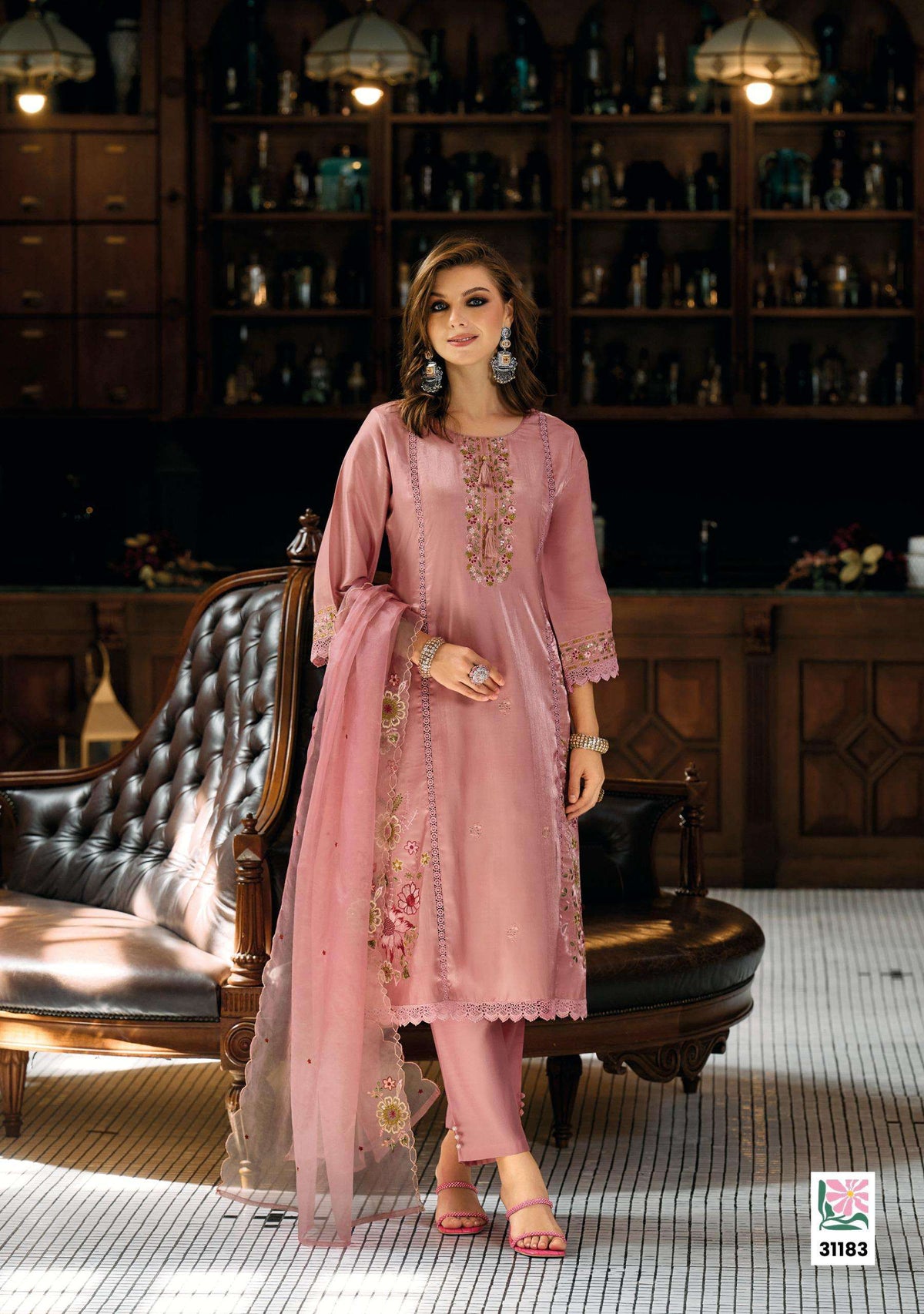 Lady Leela Saaz