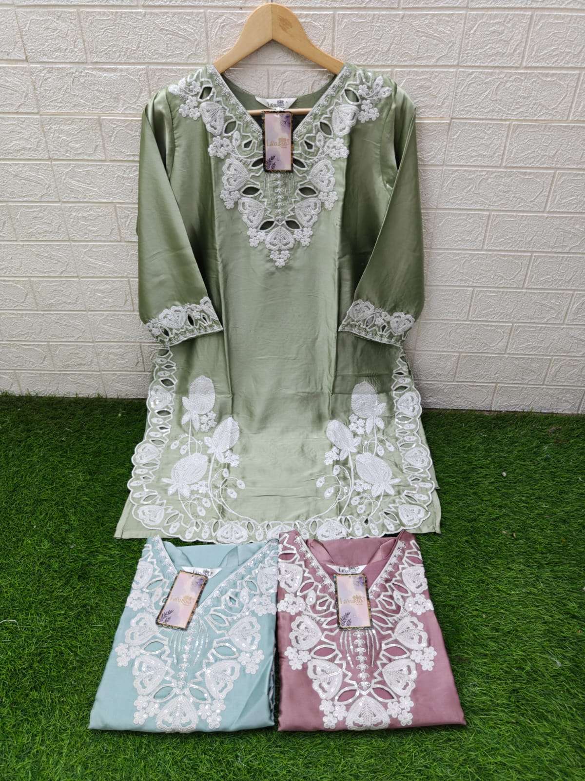 Laxuria Trendz 1601