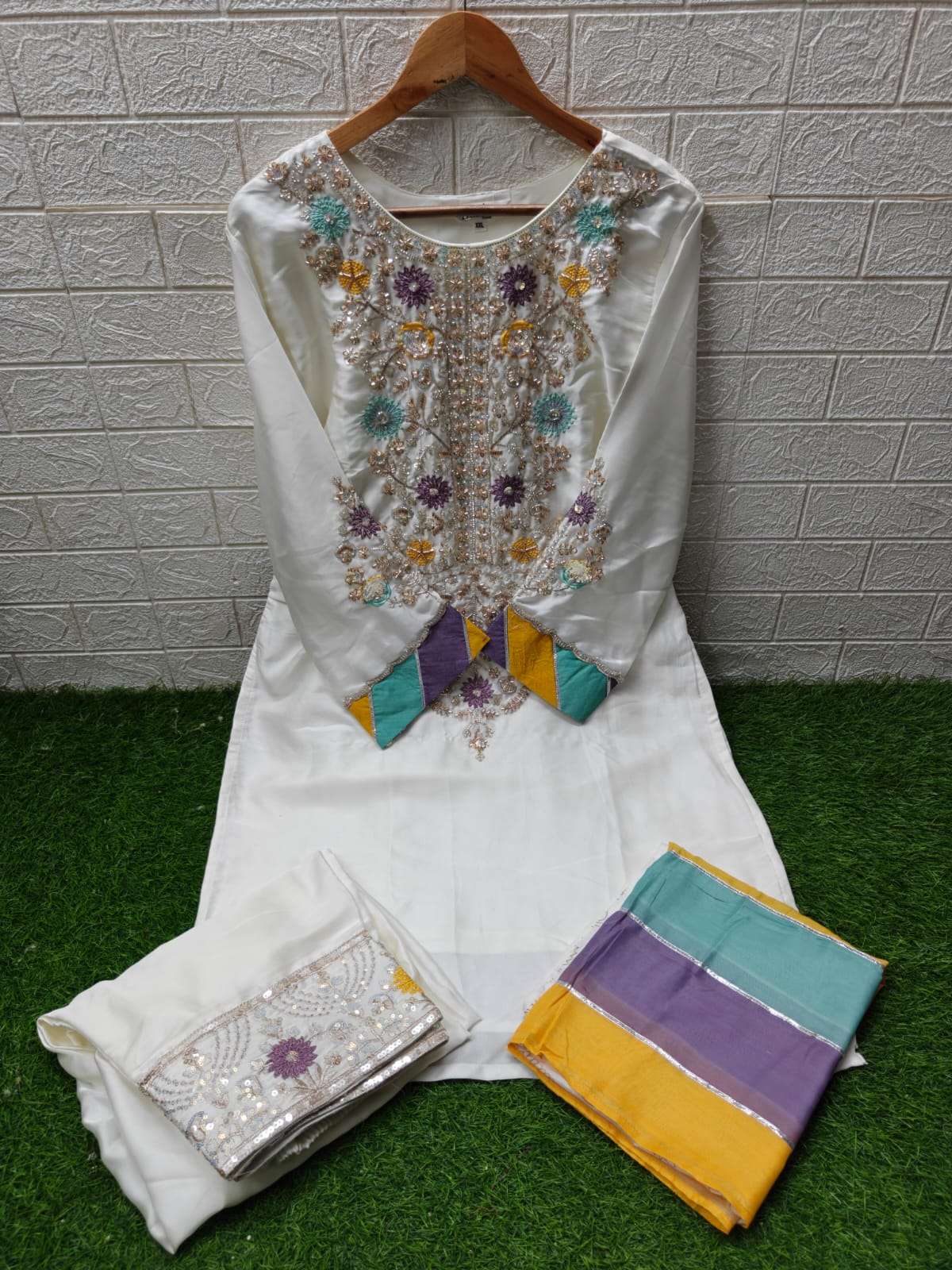 Laxuria Trendz LT 1651 Pure Satin Pakistani Suit Set - Amrah Wholesale