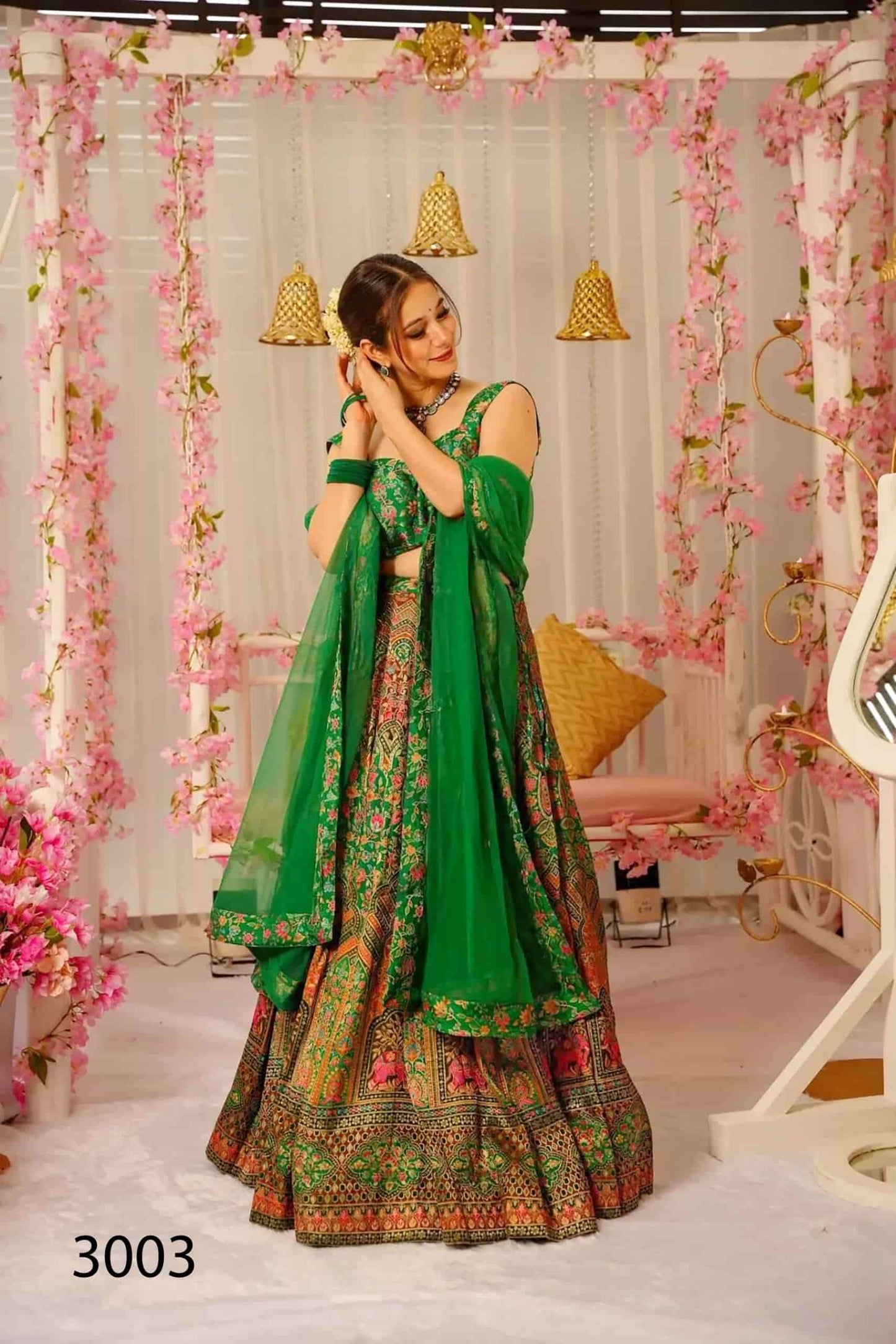 Lucaya Vallari Vol 3