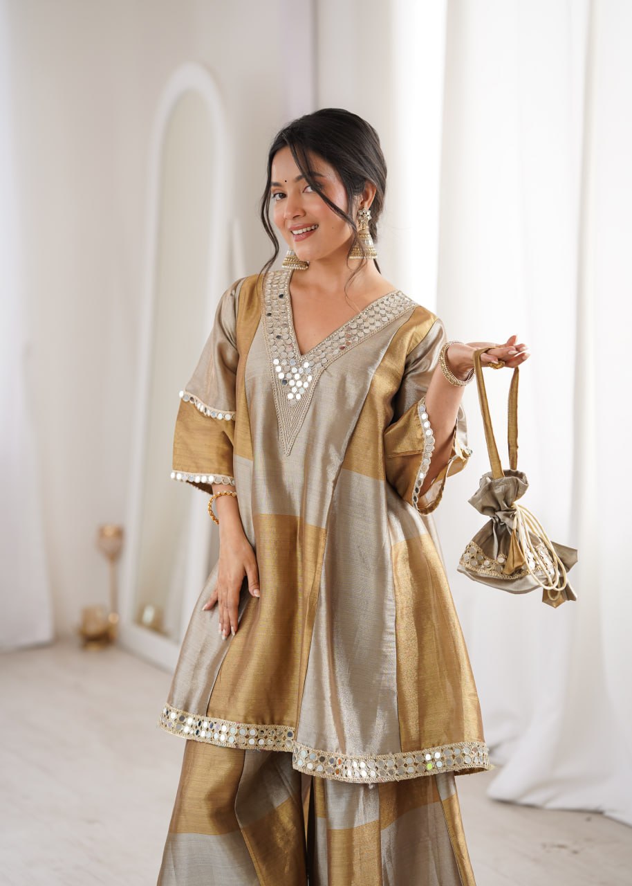 Lw 9330 Two Tone Tissue Embroidered Kurti Pant Set With Batwa