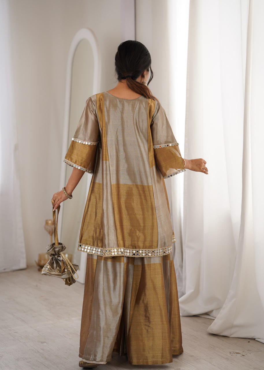 Lw 9330 Two Tone Tissue Embroidered Kurti Pant Set With Batwa