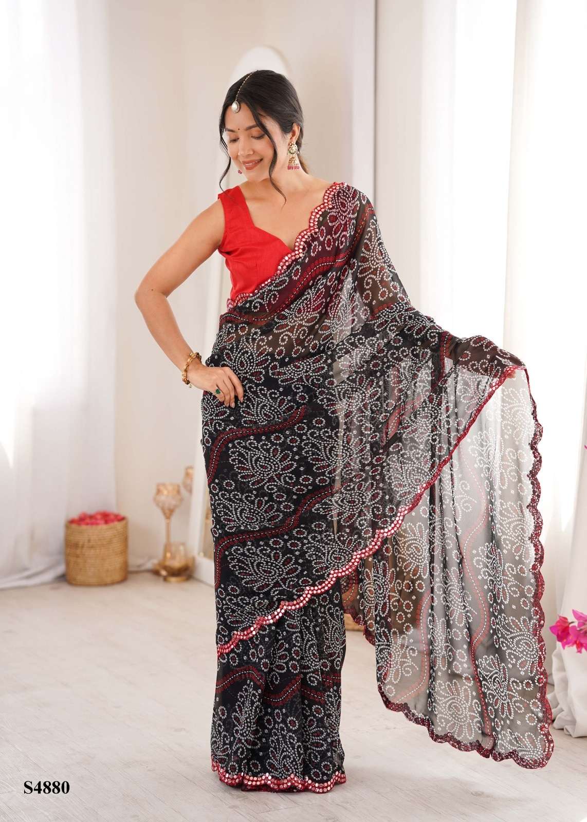 Mahotsav Aadhirai Georgette Printed Saree Wholesale