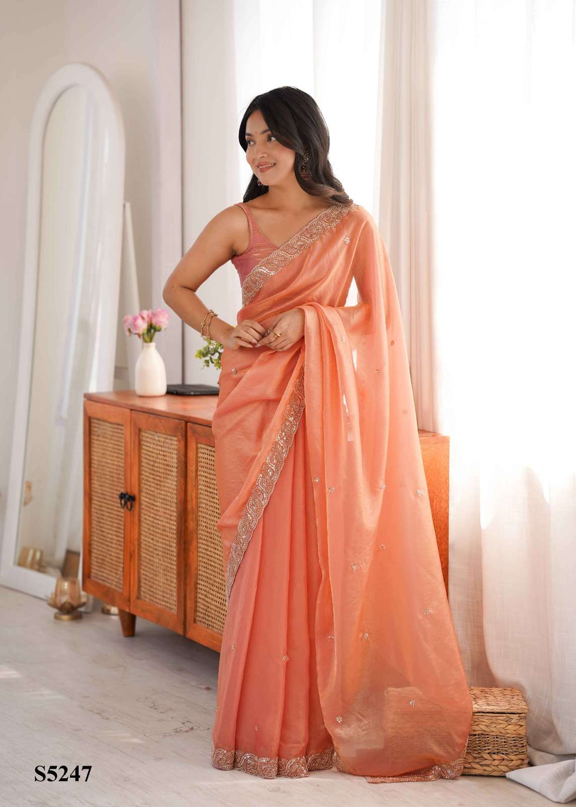 MAHOTSAV MALINI Fandy Satin Embroidery Premium Sarees