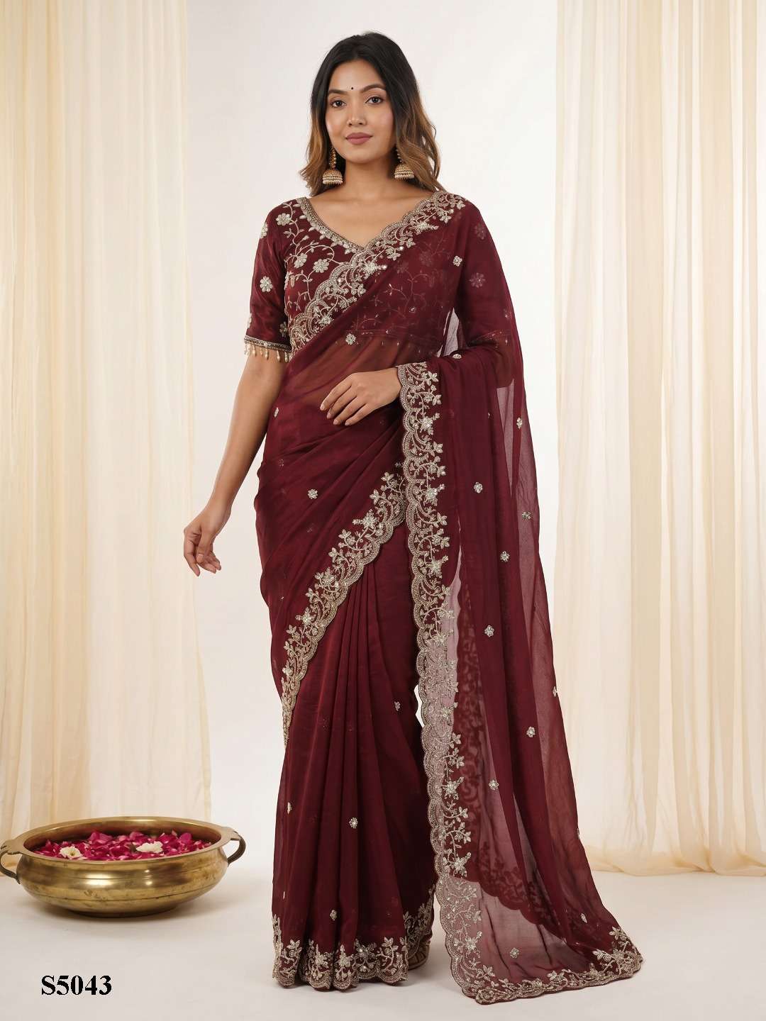 MAHOTSAV PRANAVI Satin Printed Saree with Satin Blouse