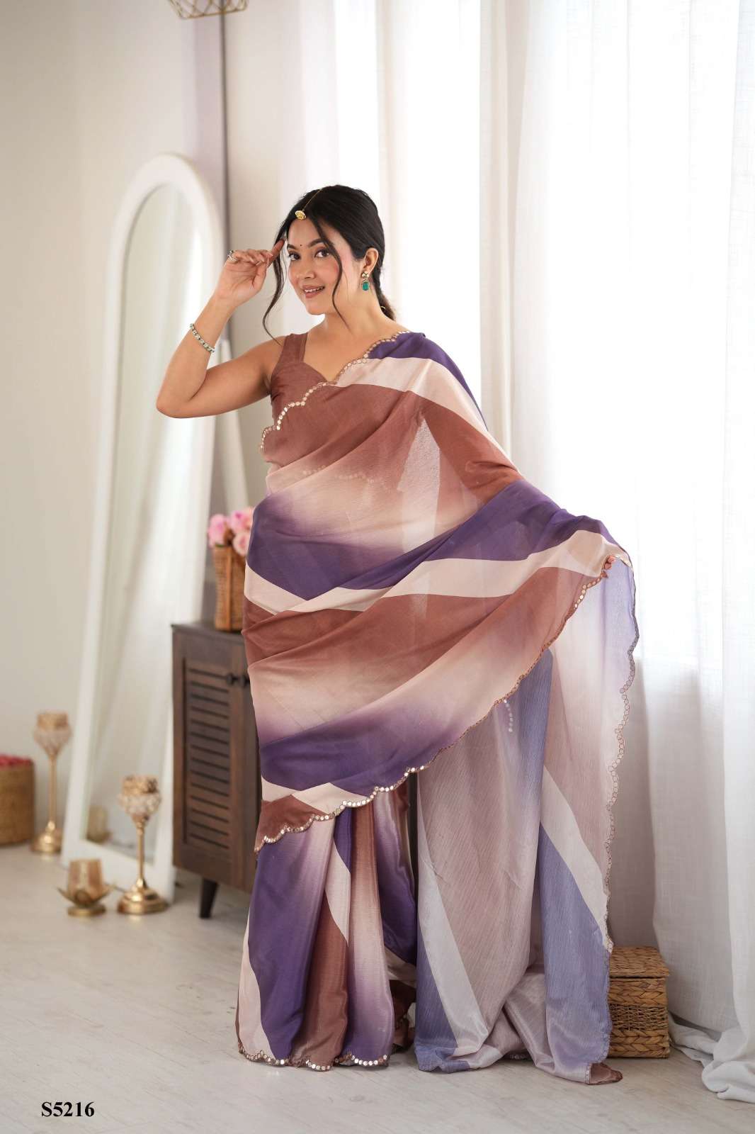 MAHOTSAV RAHA Chinon Printed Premium Sarees