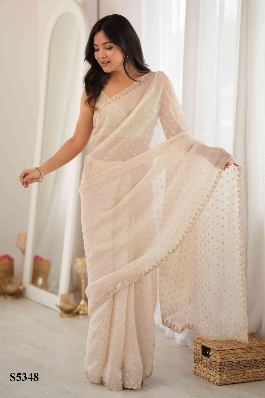 MAHOTSAV RHEA Moss Butti Printed Sarees