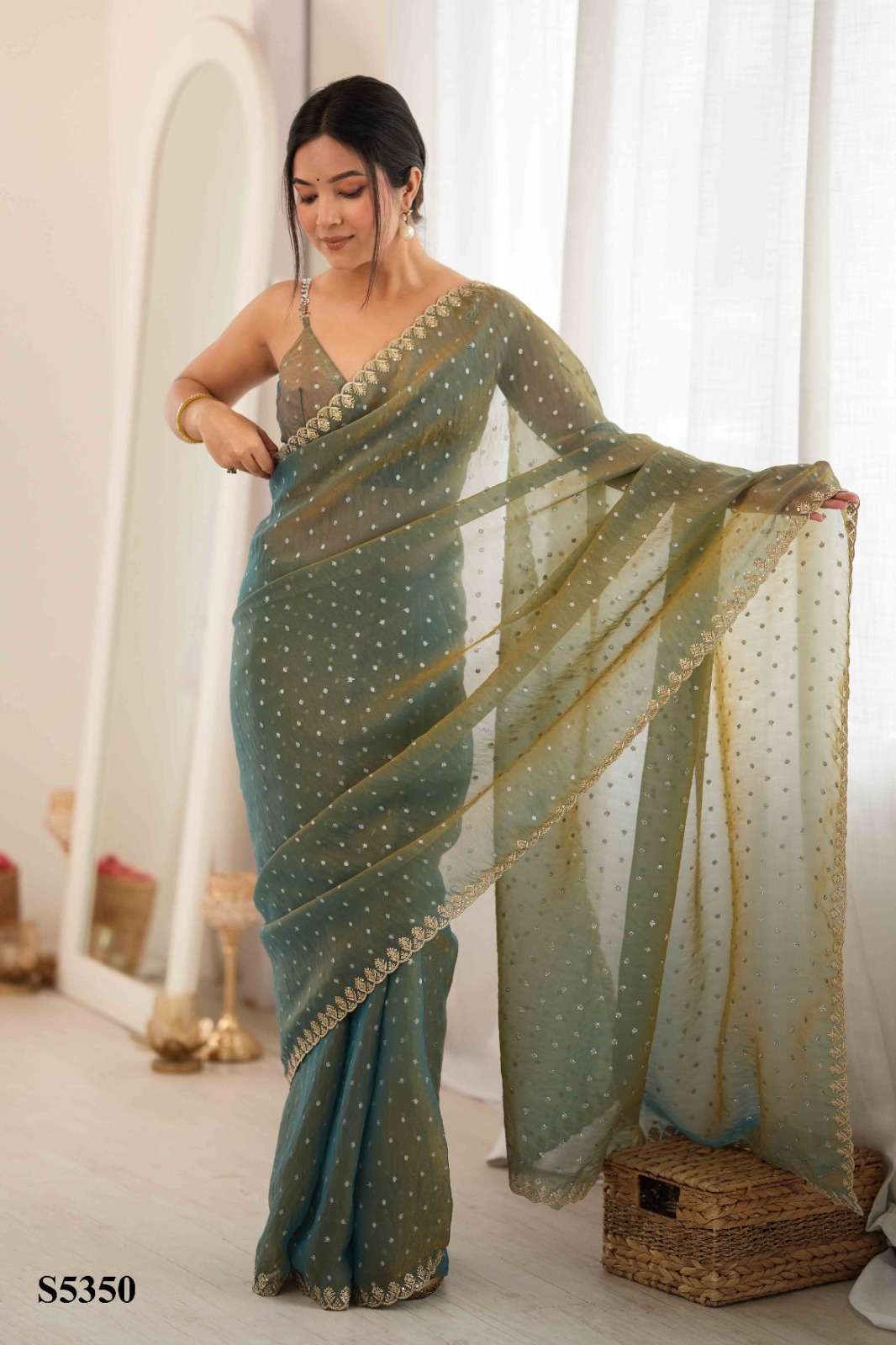 MAHOTSAV RHEA Moss Butti Printed Sarees