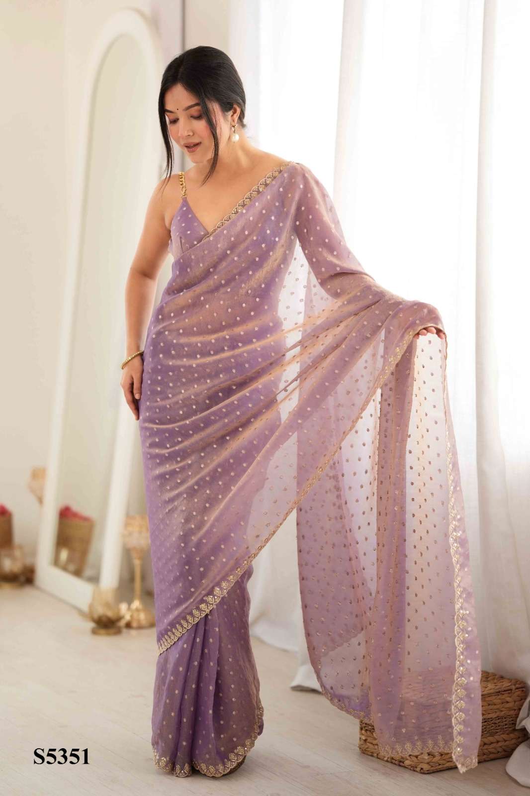 MAHOTSAV RHEA Moss Butti Printed Sarees
