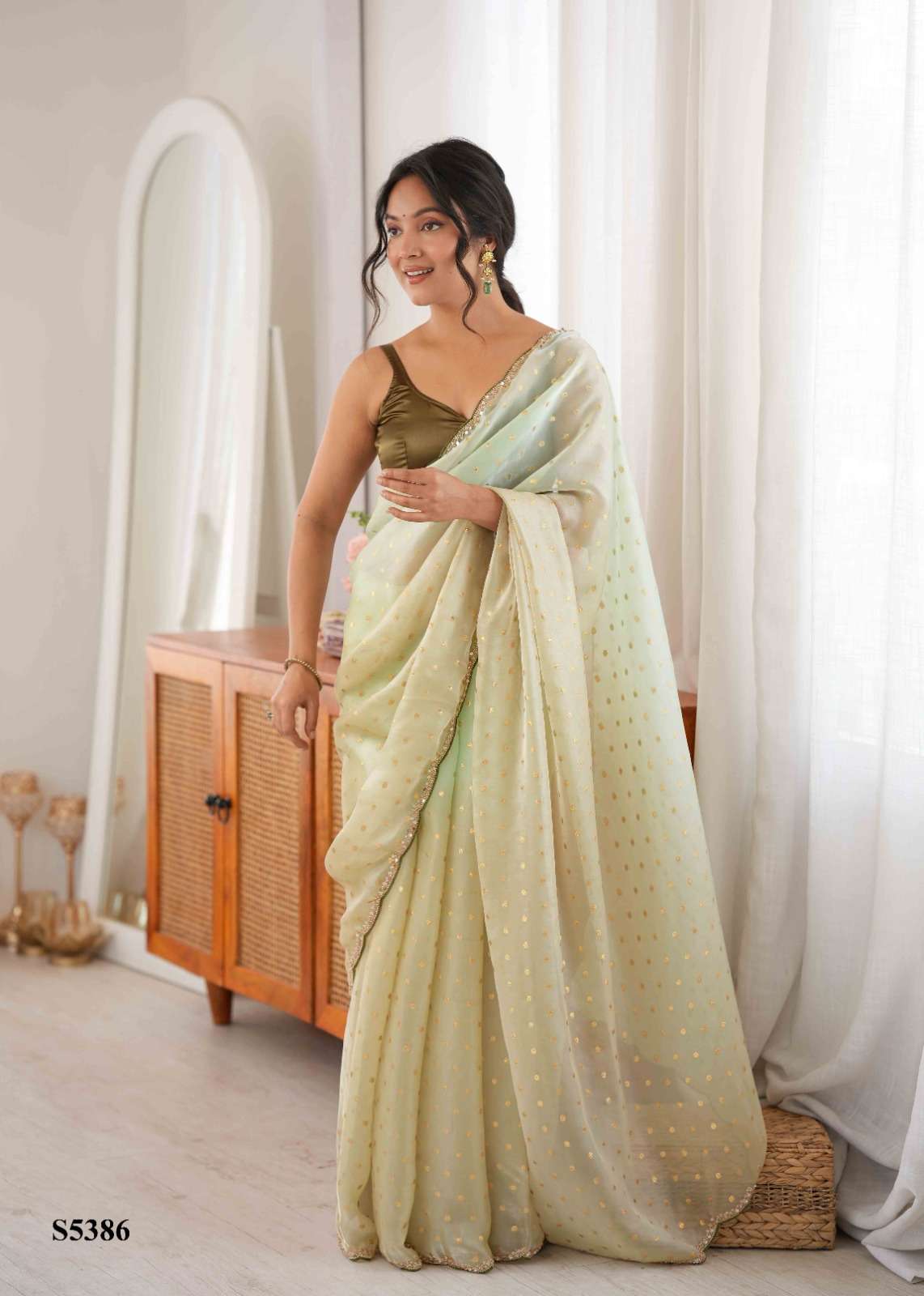 Mahotsav Rutvi Satin Printed Saree