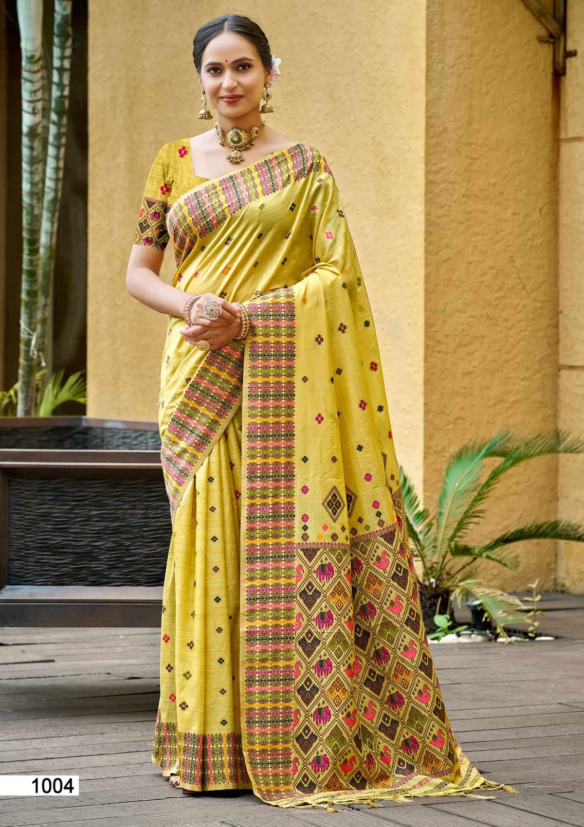 Bunawat Glorius Silk Assam Silk Saree