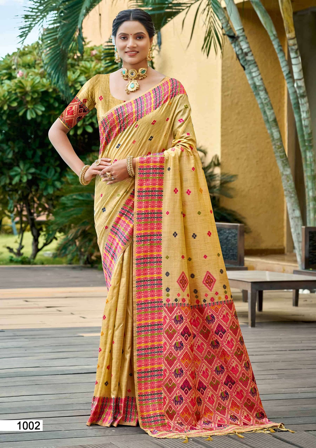 Bunawat Glorius Silk Assam Silk Saree