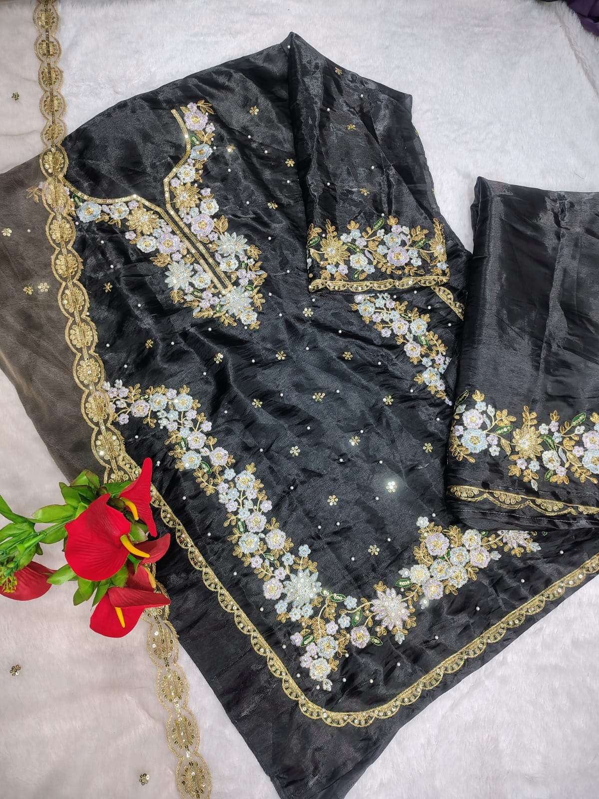 Maryam’s 196 Dress Material - Amrah Wholesale