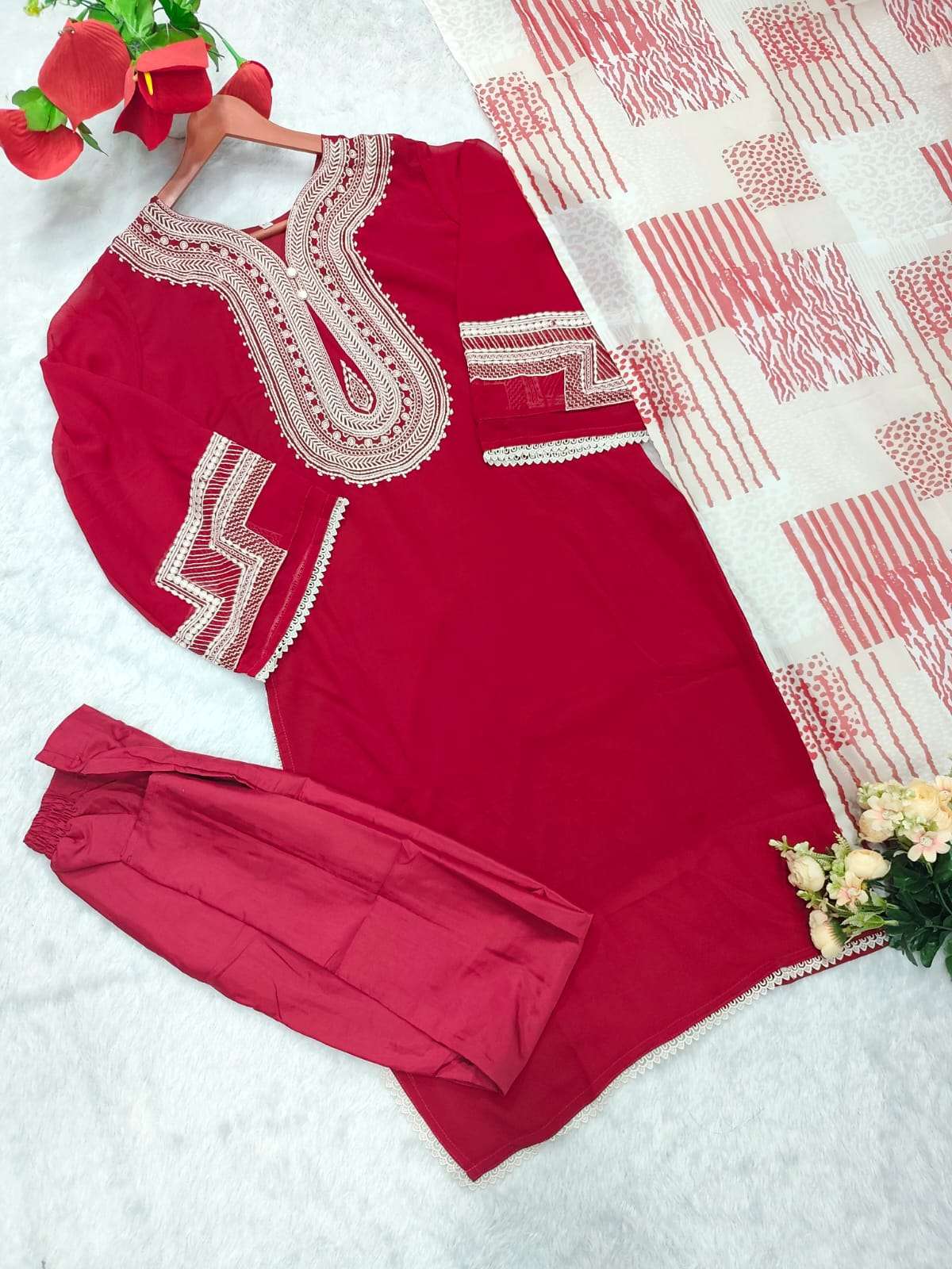 Maryam’s - 198 Georgette Pakistani Suit Set - Amrah Wholesale