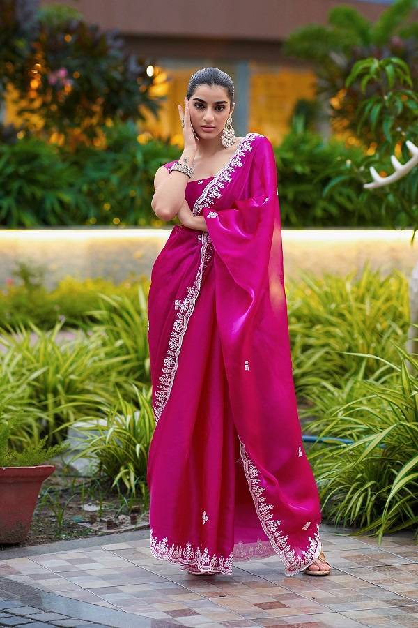 Meera 313