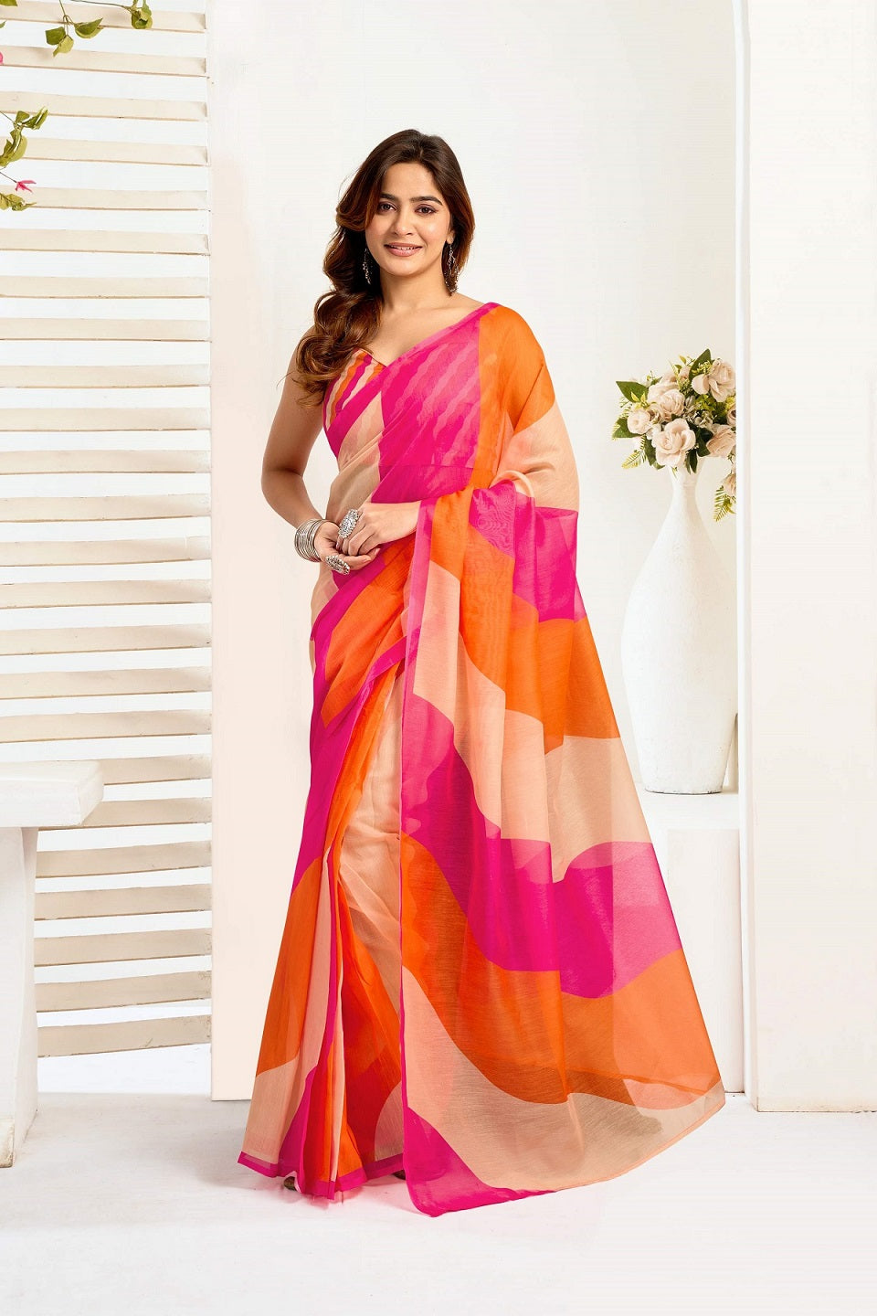Meera 324