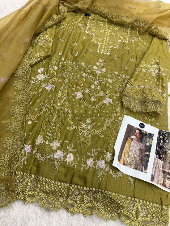 Mehboob Tex 1770 Or 1771 - Amrah Wholesale