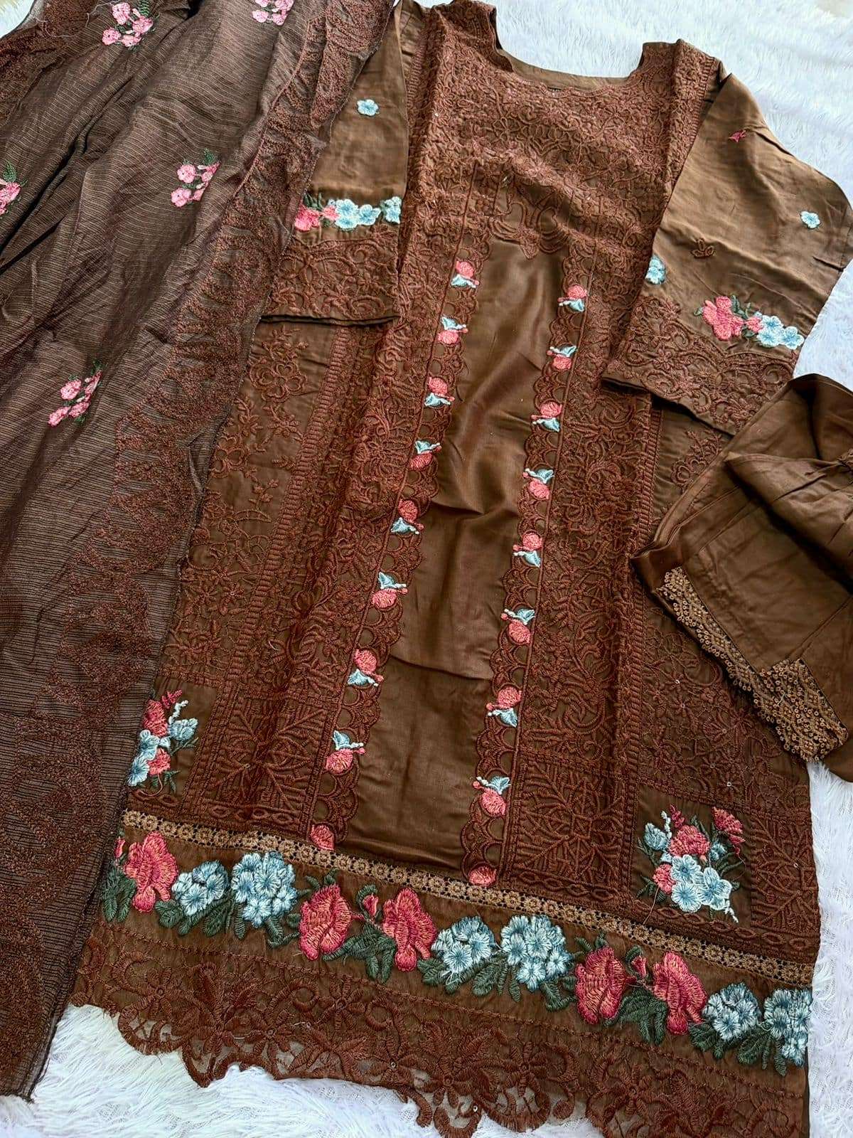 MEHBOOB TEX ELAF VOL - 01 Cambric Cotton Pakistani Suit - Amrah Wholesale