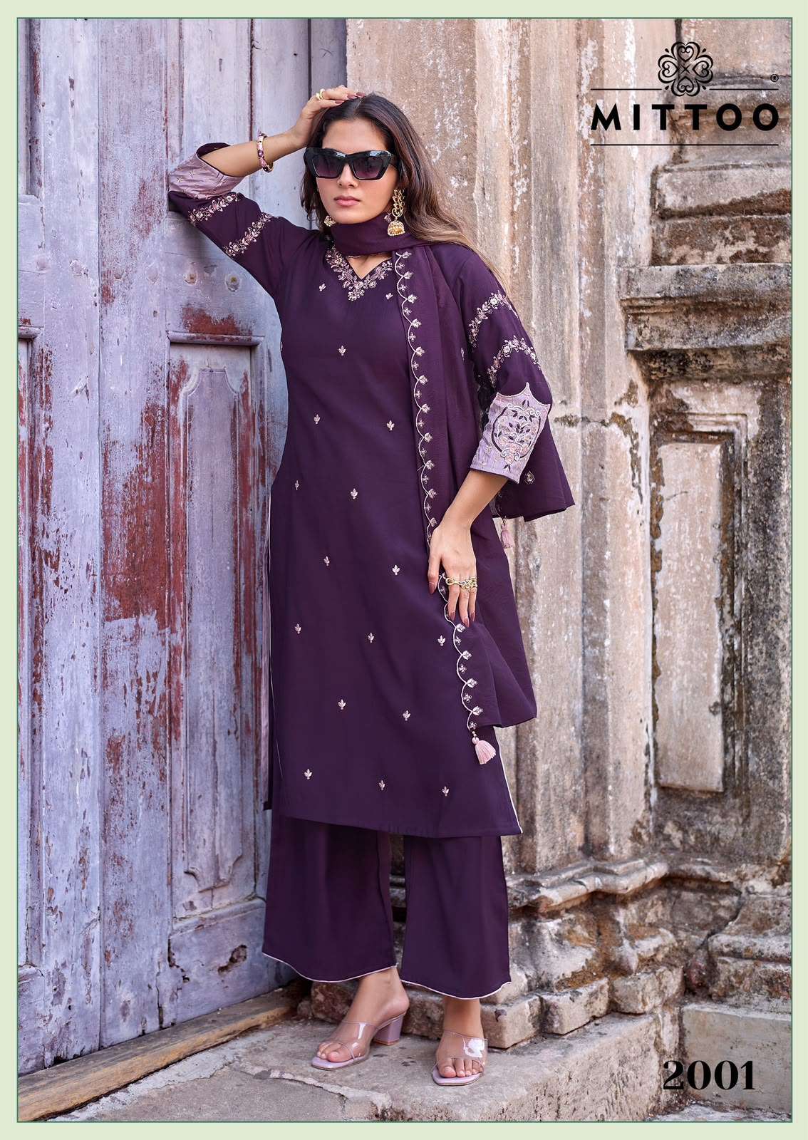 Mittoo Aaika Viscose Kurti Pant Dupatta Set