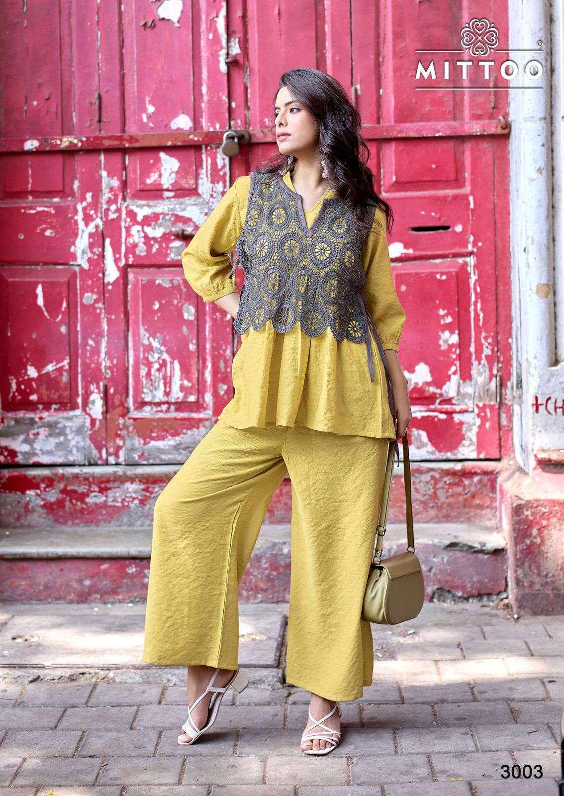 Mittoo Beauty Line Designer Viscose Weaving Co Ord Set - Amrah Wholesale